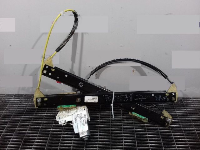 bontott AUDI Q3 Jobb első Ablakemelő Szerkezet (Elektromos)