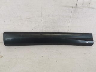 bontott AUDI Q3 Jobb első Ajtó Díszléc