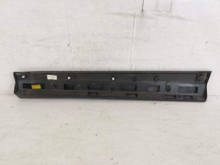 bontott AUDI Q3 Jobb első Ajtó Díszléc