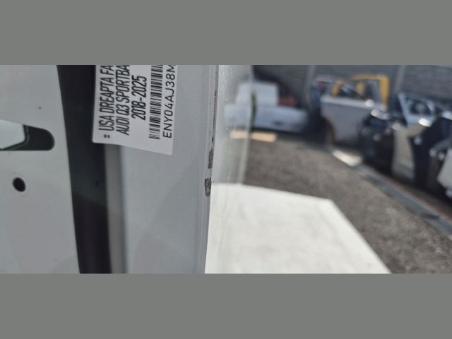 bontott AUDI Q3 Jobb első Ajtó (Üres lemez)