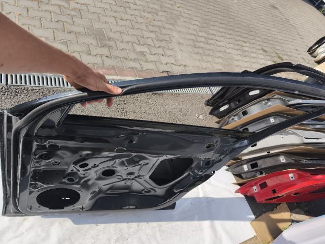 bontott AUDI Q3 Jobb első Ajtó (Üres lemez)