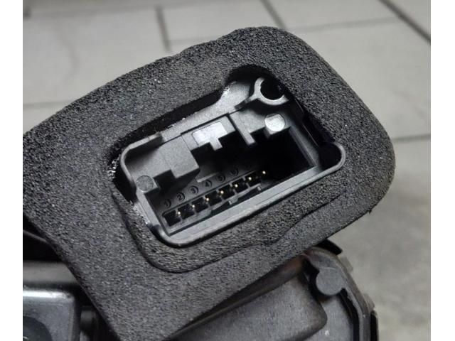 bontott AUDI Q3 Jobb első Ajtózár