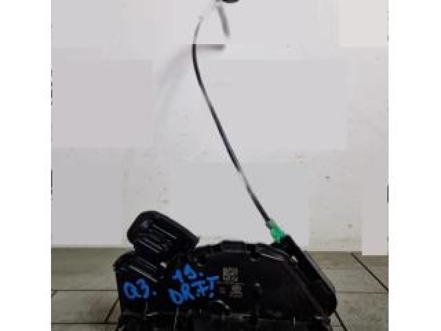 bontott AUDI Q3 Jobb első Ajtózár