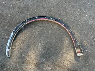 bontott AUDI Q3 Jobb első Sárvédő Szélesítő