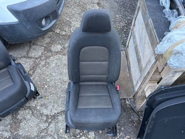 bontott AUDI Q3 Jobb első Ülés