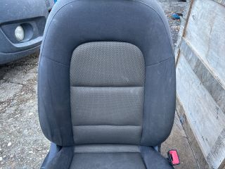 bontott AUDI Q3 Jobb első Ülés