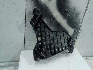 bontott AUDI Q3 Jobb Fényszóró Tartó