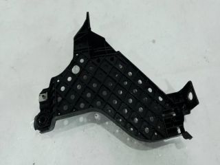 bontott AUDI Q3 Jobb Fényszóró Tartó