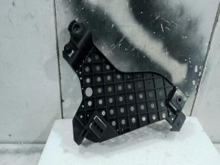 bontott AUDI Q3 Jobb Fényszóró Tartó