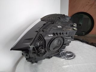 bontott AUDI Q3 Jobb Fényszóró