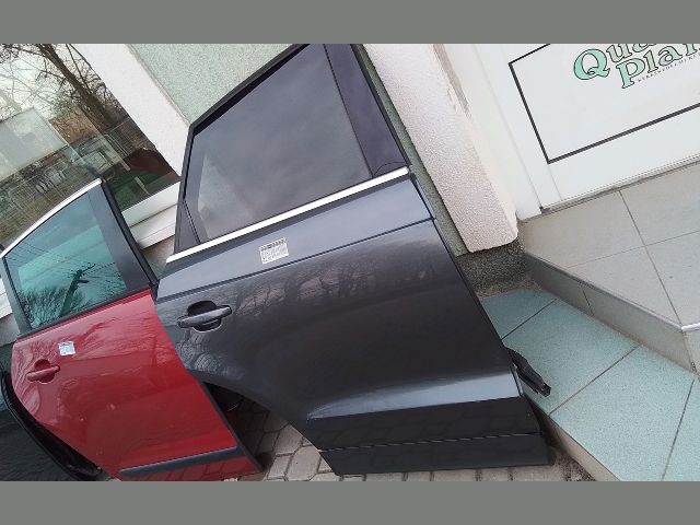 bontott AUDI Q3 Jobb hátsó Ablak