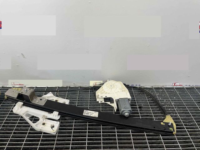 bontott AUDI Q3 Jobb hátsó Ablakemelő Szerkezet (Elektromos)