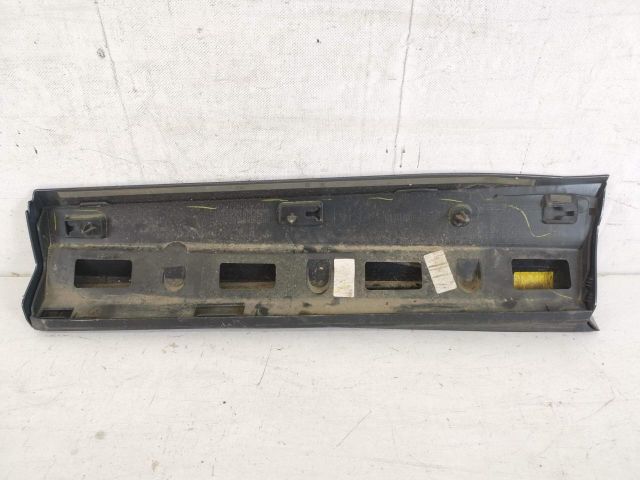 bontott AUDI Q3 Jobb hátsó Ajtó Díszléc