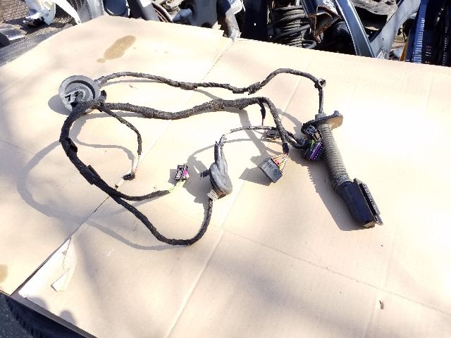 bontott AUDI Q3 Jobb hátsó Ajtó Kábelköteg