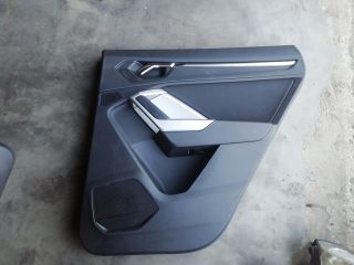 bontott AUDI Q3 Jobb hátsó Ajtó Kárpit