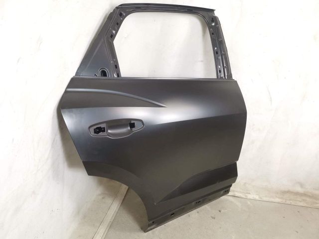 bontott AUDI Q3 Jobb hátsó Ajtó (Részeivel)