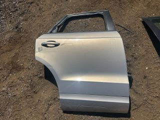 bontott AUDI Q3 Jobb hátsó Ajtó (Üres lemez)