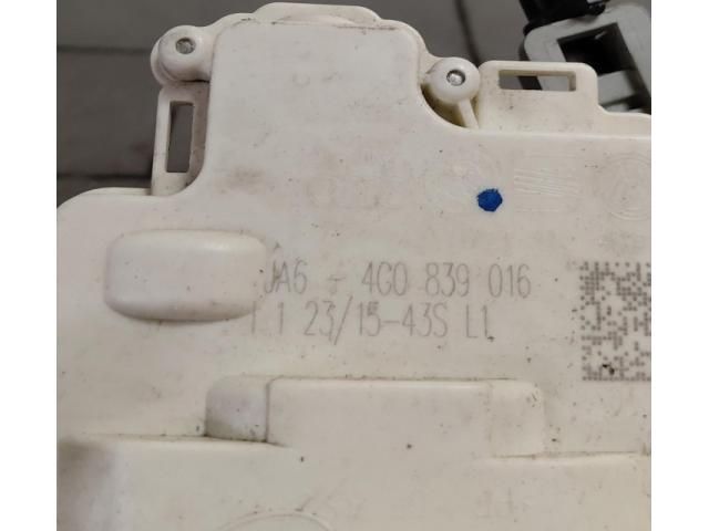 bontott AUDI Q3 Jobb hátsó Ajtózár