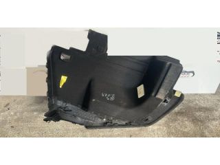 bontott AUDI Q3 Jobb hátsó Csomagtér Burkolat (Műanyag)