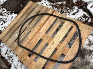 bontott AUDI Q3 Jobb hátsó Gumikéder