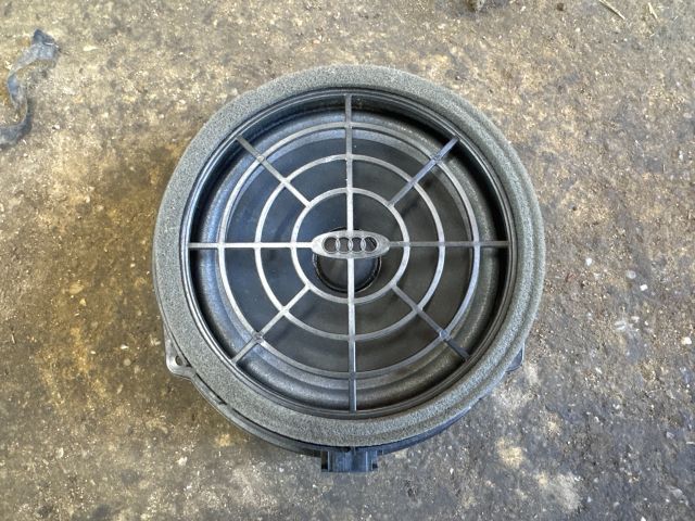 bontott AUDI Q3 Jobb hátsó Hangszóró