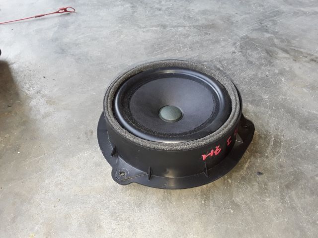 bontott AUDI Q3 Jobb hátsó Hangszóró