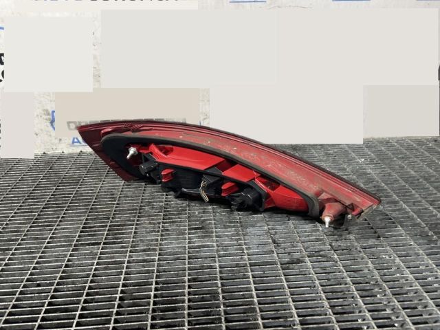 bontott AUDI Q3 Jobb Hátsó Lámpa