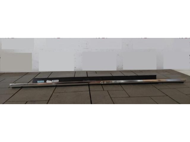 bontott AUDI Q3 Jobb hátsó Vízlehúzó Gumicsík