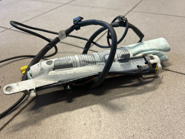 bontott AUDI Q3 Jobb Oldallégzsák