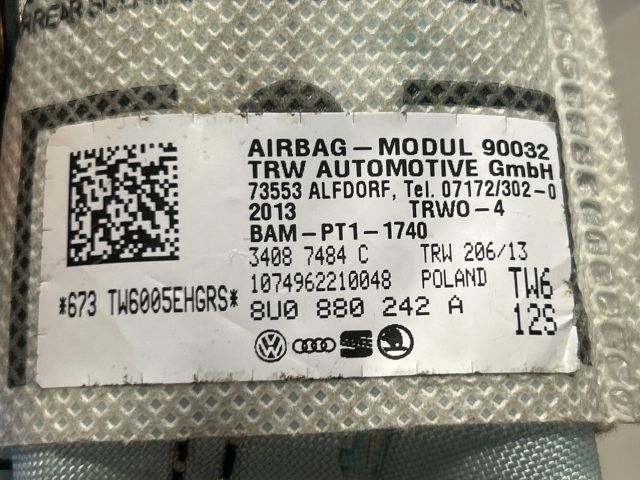 bontott AUDI Q3 Jobb Oldallégzsák