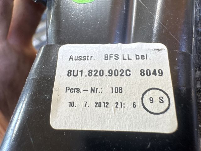 bontott AUDI Q3 Jobb Szellőző