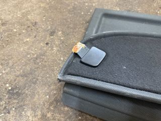 bontott AUDI Q3 Kalaptartó