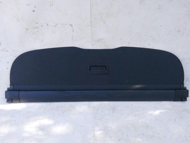 bontott AUDI Q3 Kalaptartó