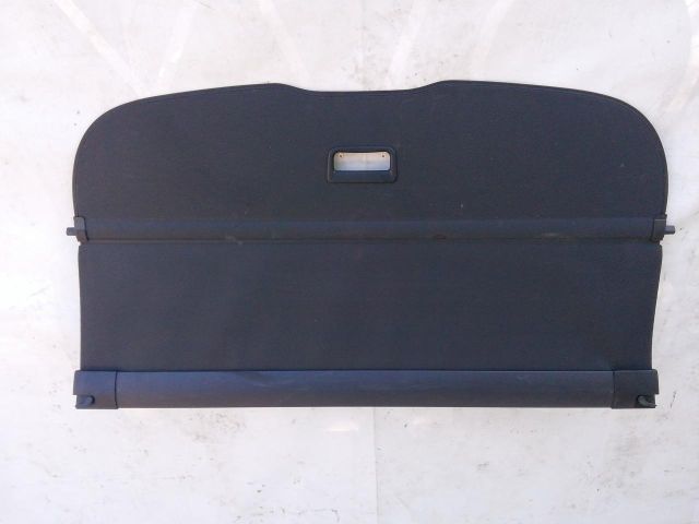 bontott AUDI Q3 Kalaptartó