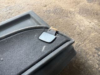 bontott AUDI Q3 Kalaptartó