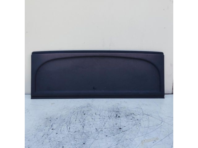 bontott AUDI Q3 Kalaptartó