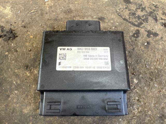 bontott AUDI Q3 Kézifék Elektronika