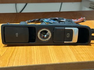 bontott AUDI Q3 Kézifék Kapcsoló