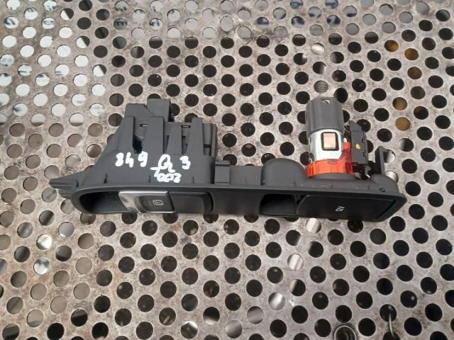 bontott AUDI Q3 Kézifék Kapcsoló