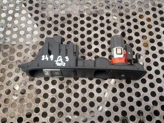 bontott AUDI Q3 Kézifék Kapcsoló