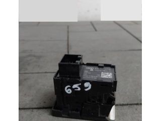 bontott AUDI Q3 Kézifék Kapcsoló