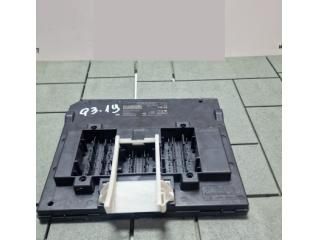 bontott AUDI Q3 Komfort Elektronika