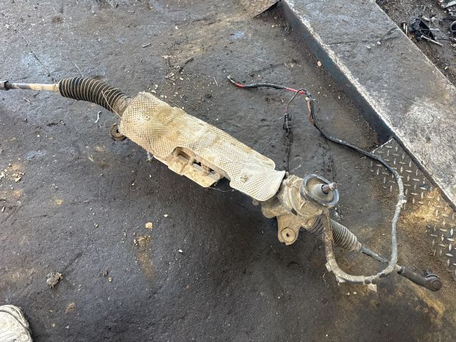 bontott AUDI Q3 Kormánymű Szervós