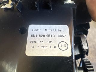 bontott AUDI Q3 Középső Szellőző