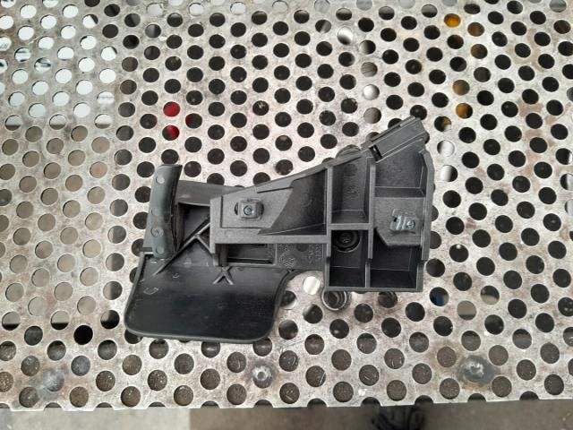 bontott AUDI Q3 Motorháztető Nyitó Kar / Gomb