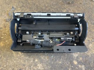 bontott AUDI Q3 Multifunkciós Kijelző