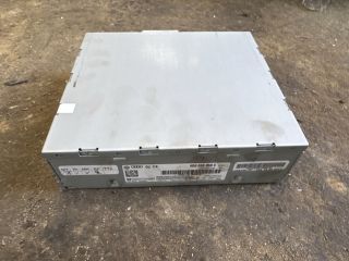 bontott AUDI Q3 Navigáció Elektronika