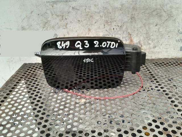 bontott AUDI Q3 Tankajtó