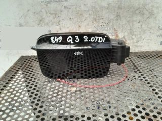 bontott AUDI Q3 Tankajtó