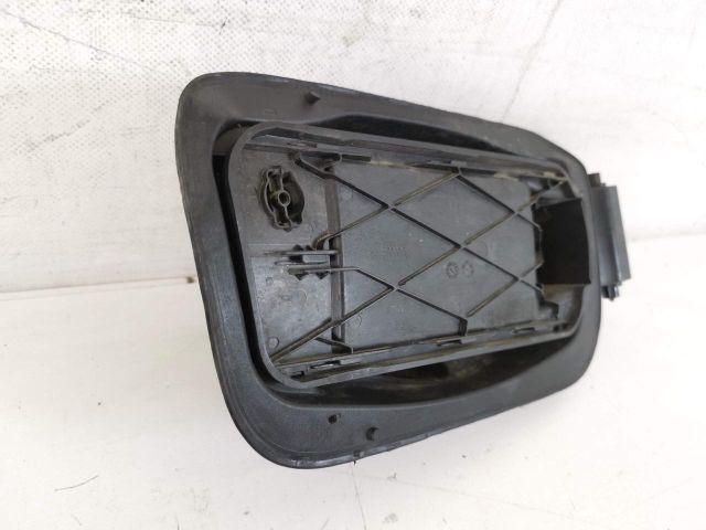 bontott AUDI Q3 Tankajtó